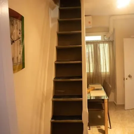 Deppy's Two-storey House *