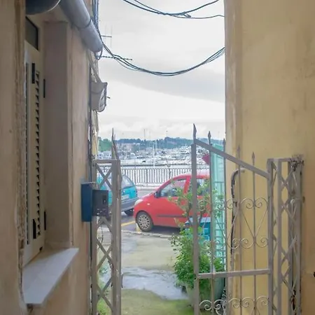 Apartman Deppy's Two-storey House