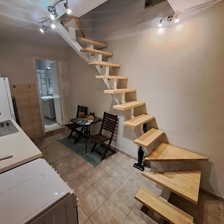 Deppy's Two-storey House